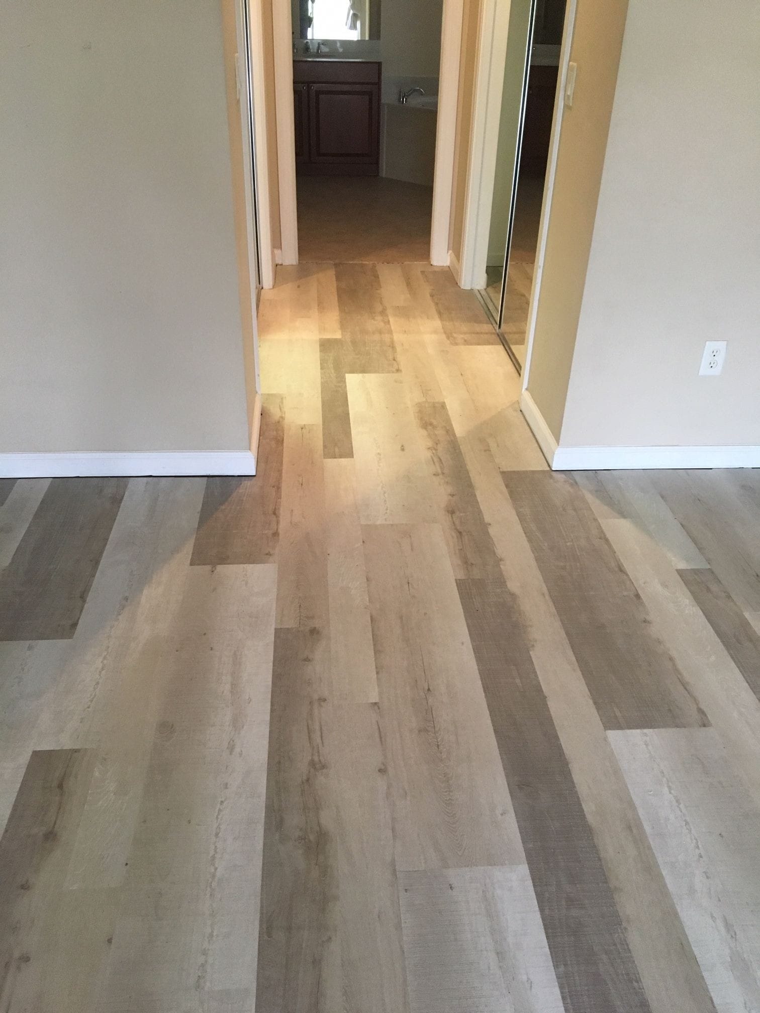 Luzury Vinyl Planks